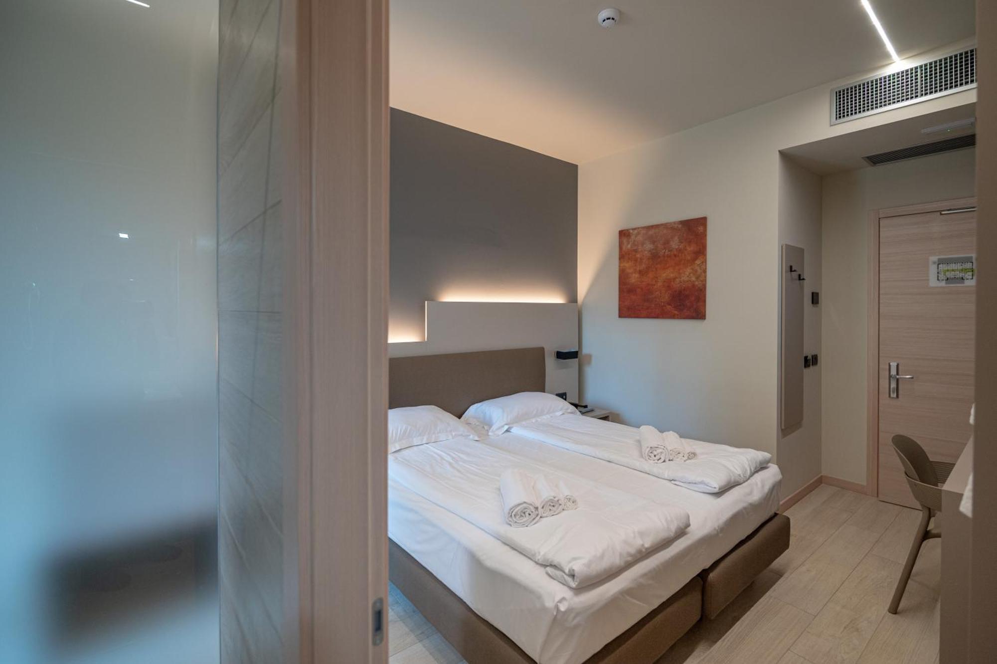 Ile Hotel