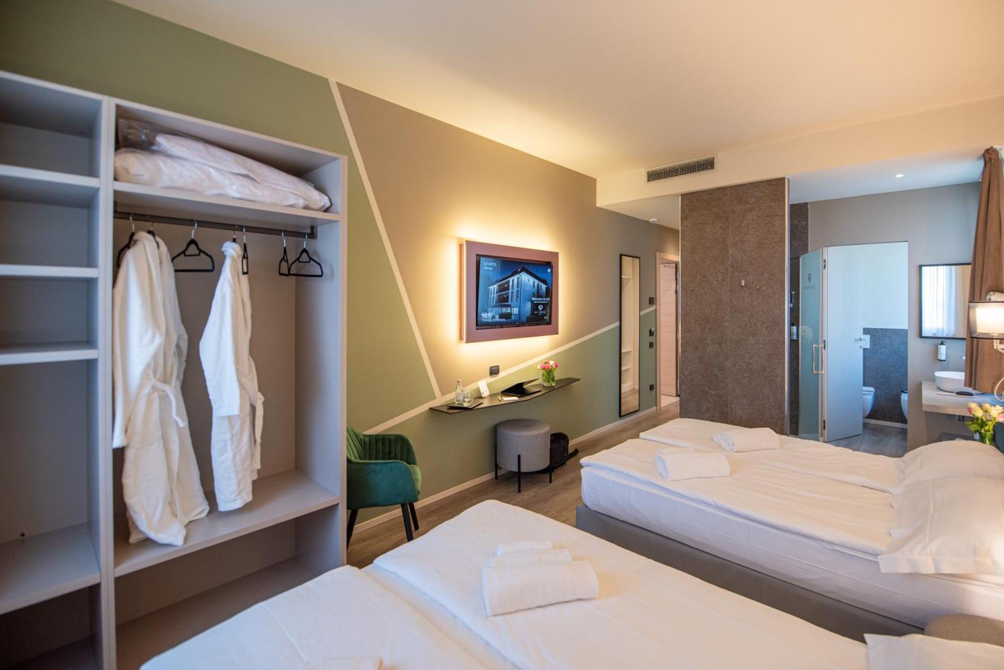 Ile Hotel